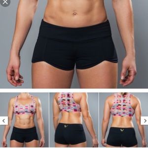CrossFit booty shorts size Large